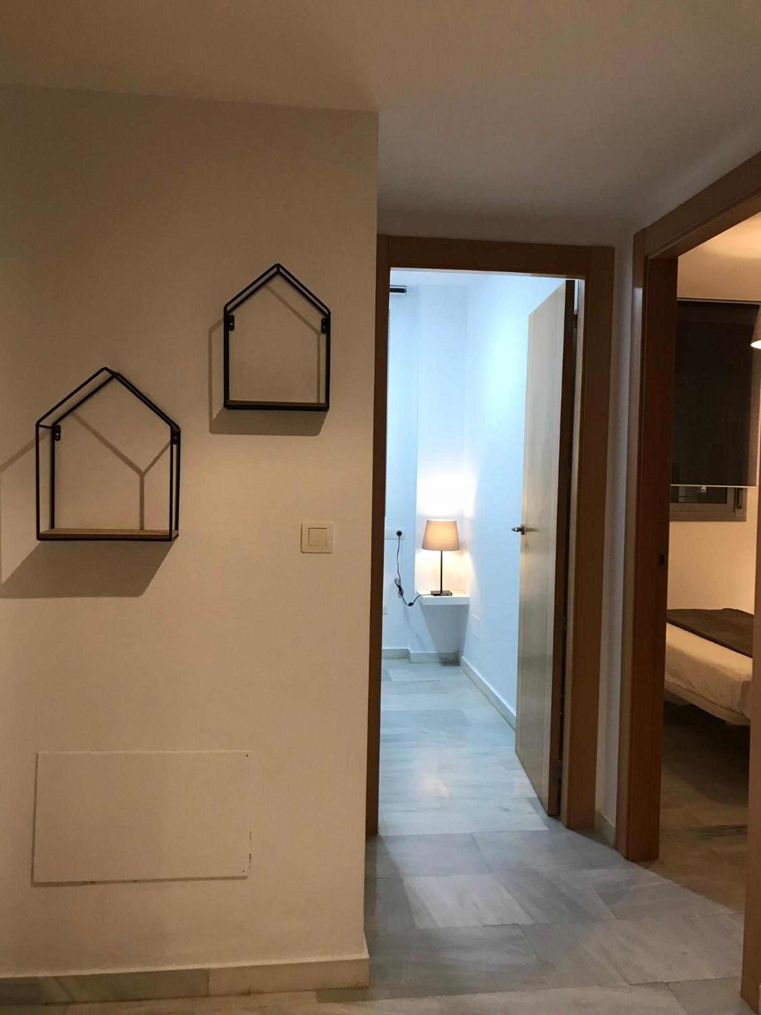 Malaga Boutique Stay - Carlos Haya Area With Parking Málaga Exterior foto